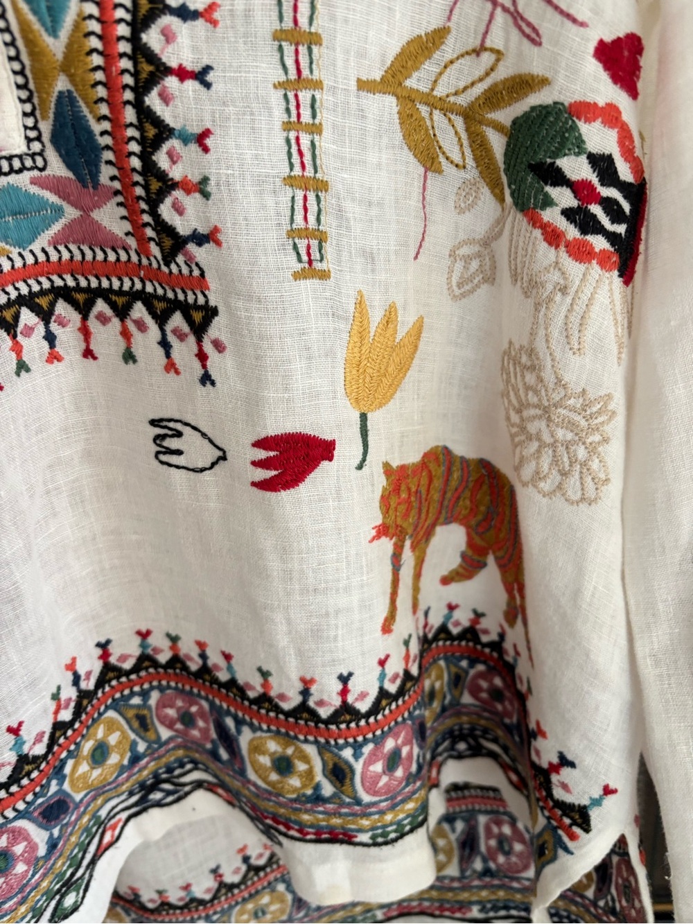Johnny Was White Embroidered Tiger 100% linen Collared Tunic Shirt - Picture 6 of 7